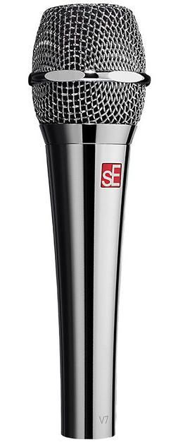 Микрофон динамический sE Electronics [V7 CHROME] 40 Гц - 19 кГц, суперкардиоида, в комплекте: микрофонный зажим, адаптер с резьбой, чёрная ветрозащита, транспортировочный чехол на молнии. Цвет хром.
